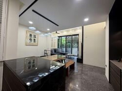19 Nassim (D10), Apartment #559433931